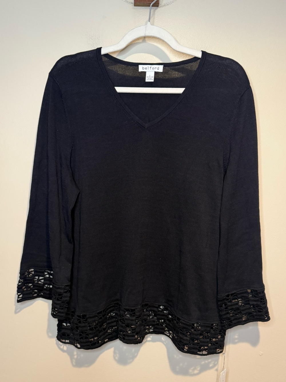 Belford 100% Pima cotton v- neck crochet trim sweater